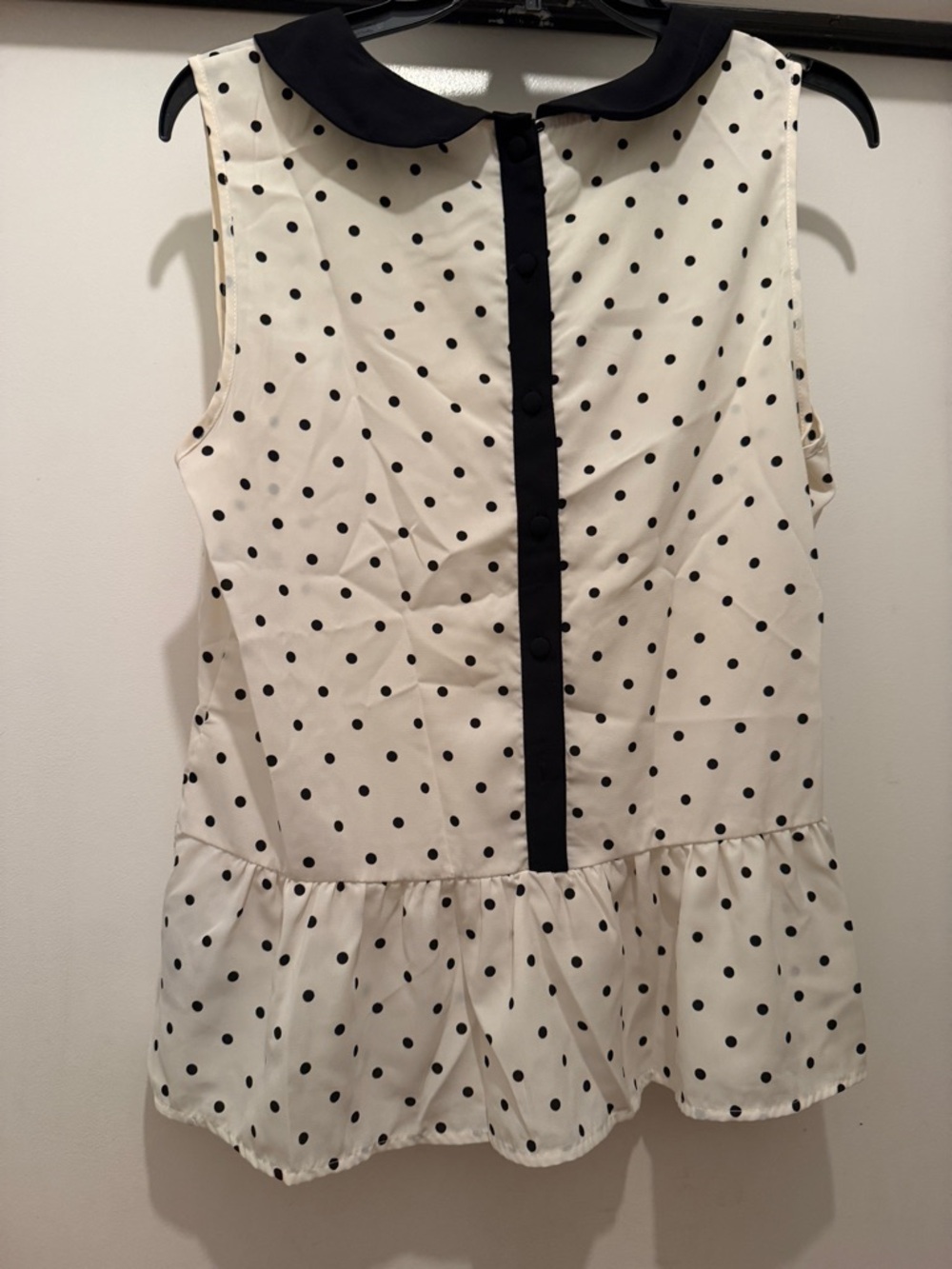 Forever 21 Black Dress with Cream Polka Dot Lining - Picture 3 of 4